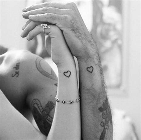 tatuajes en pareja pequeños|tatuajes para parejas fotos.